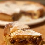 Crostata con ricotta al caffè e cioccolato