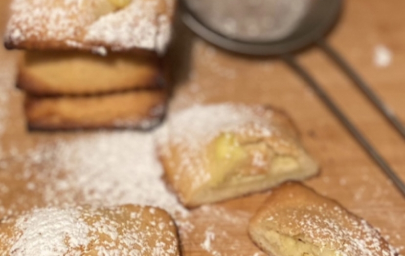 Ravioli dolci alla crema