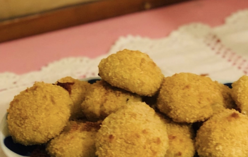 Polpette di ceci con cuore di gorgonzola